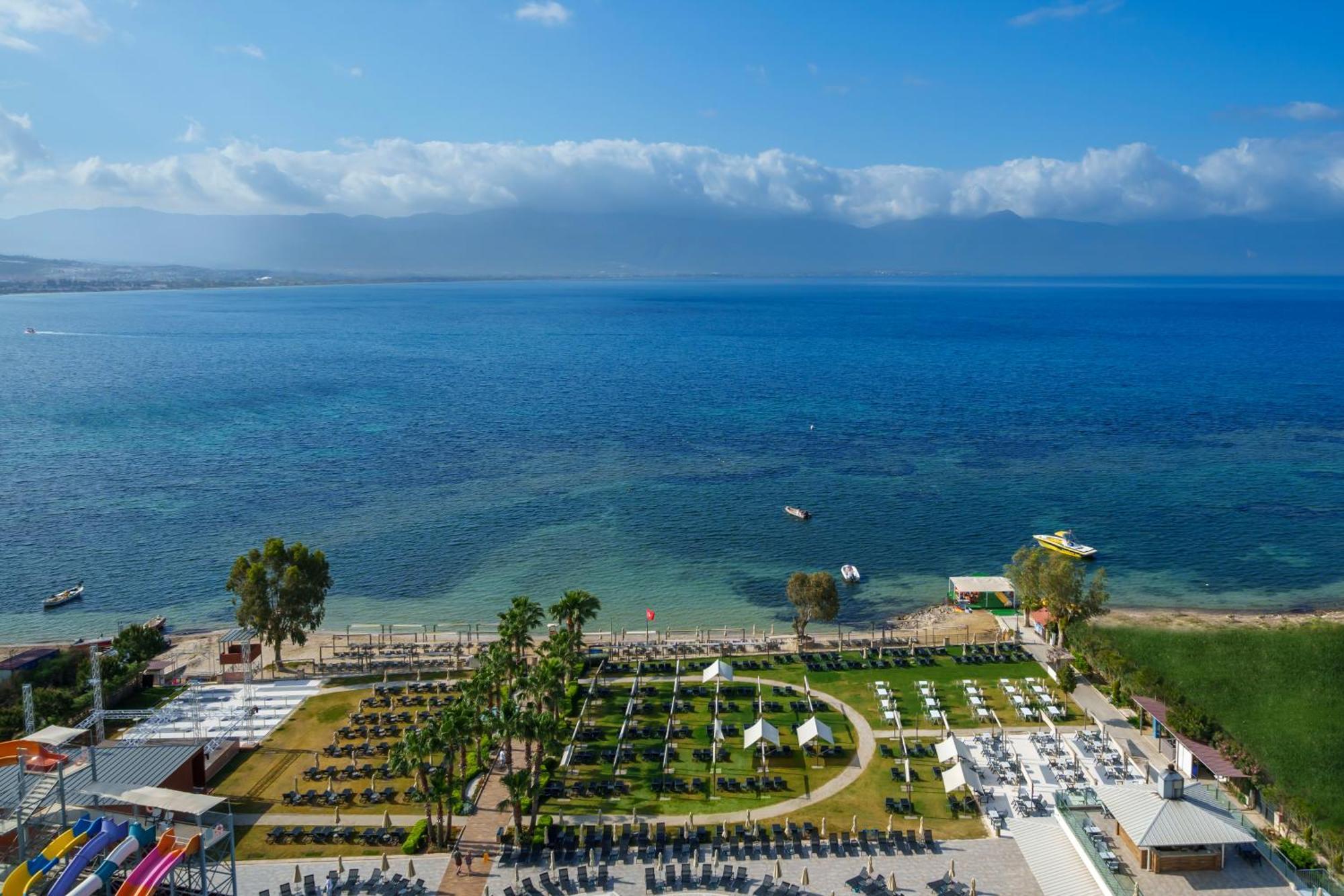 Liberty Kusadasi Bagian luar foto